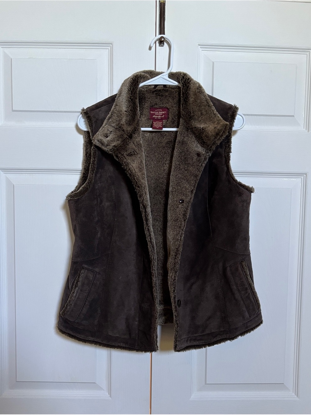 Eddie Bauer Seattle Suede Women’s M Brown Genuine Leather Faux Fur Lined Vest